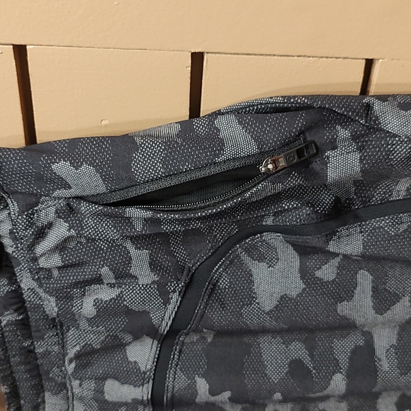 Lululemon Pace Breaker Short *9" UpdatedGlitch Camo Moon Blue Black Granite M - Picture 7 of 9